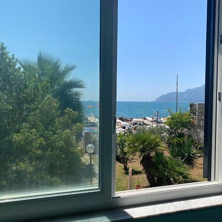 Il Viandante Sul Mare Apartment Салерно Екстериор снимка