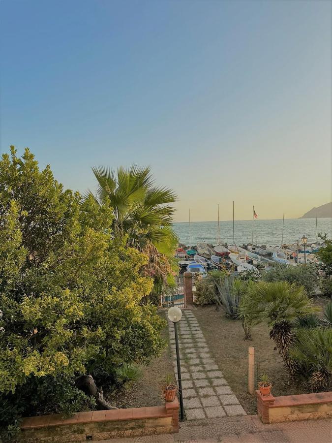 Il Viandante Sul Mare Apartment Салерно Екстериор снимка