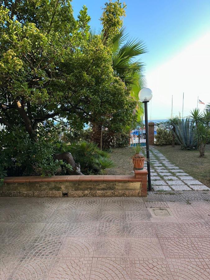 Il Viandante Sul Mare Apartment Салерно Екстериор снимка