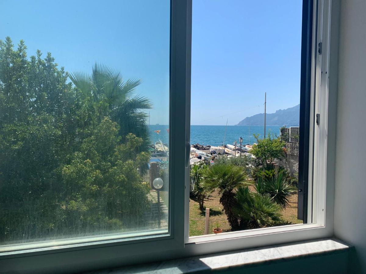Il Viandante Sul Mare Apartment Салерно Екстериор снимка